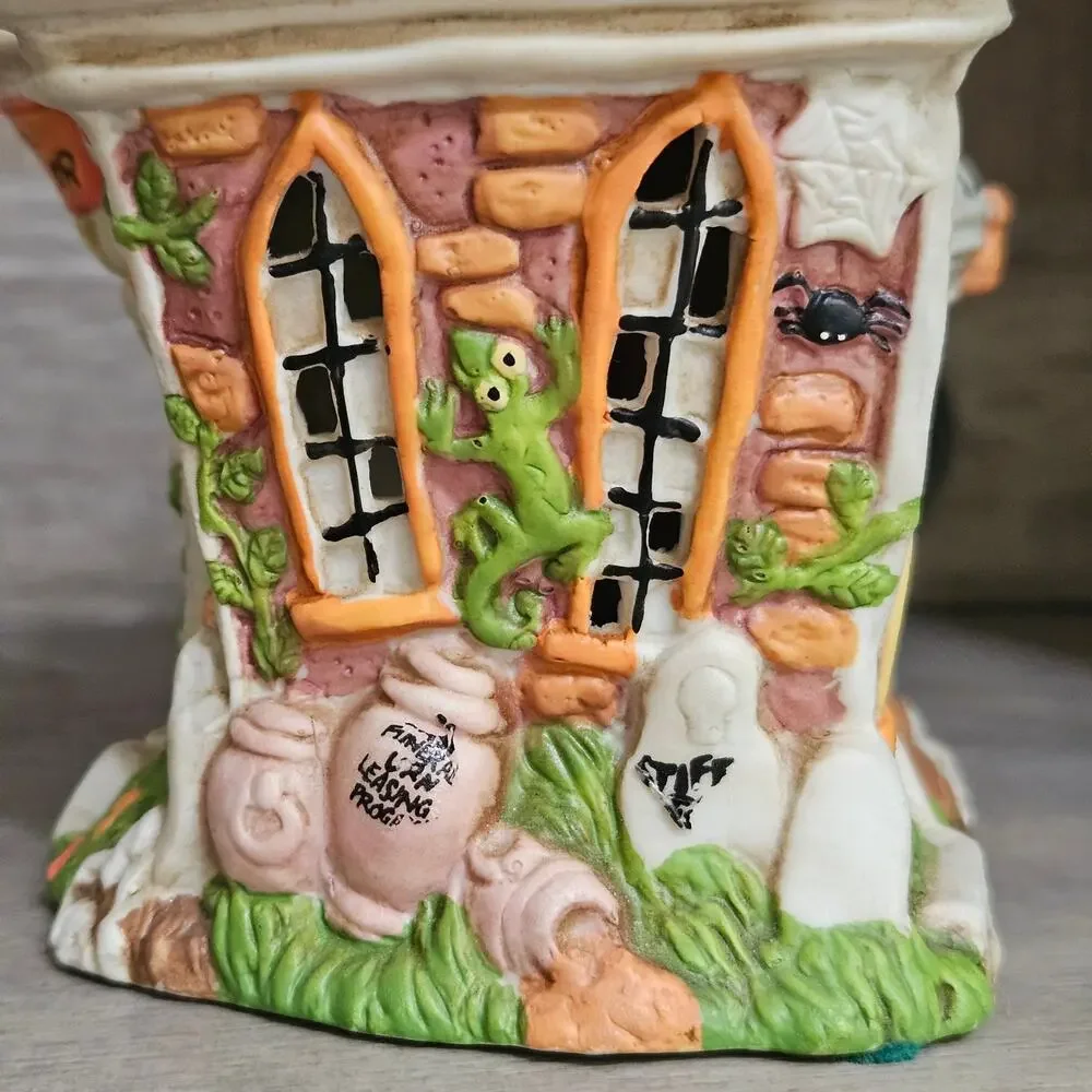 Vintage Creepy Hollow Funeral Parlor | 1995 Lighted Halloween Village House